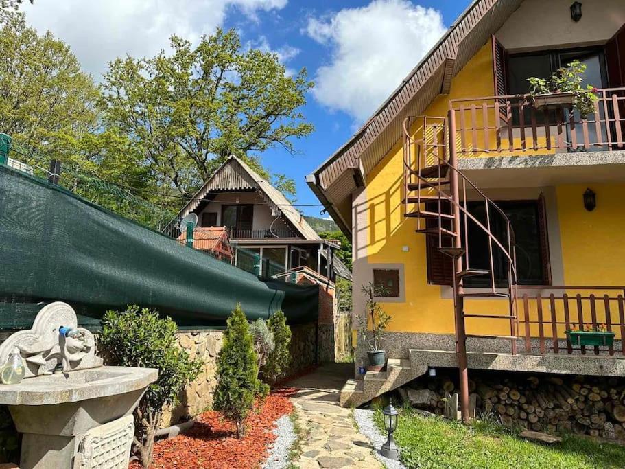 Cosy Mountain Villa In Nizepole Bitola Exterior foto