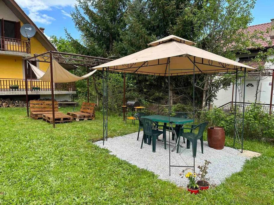 Cosy Mountain Villa In Nizepole Bitola Exterior foto